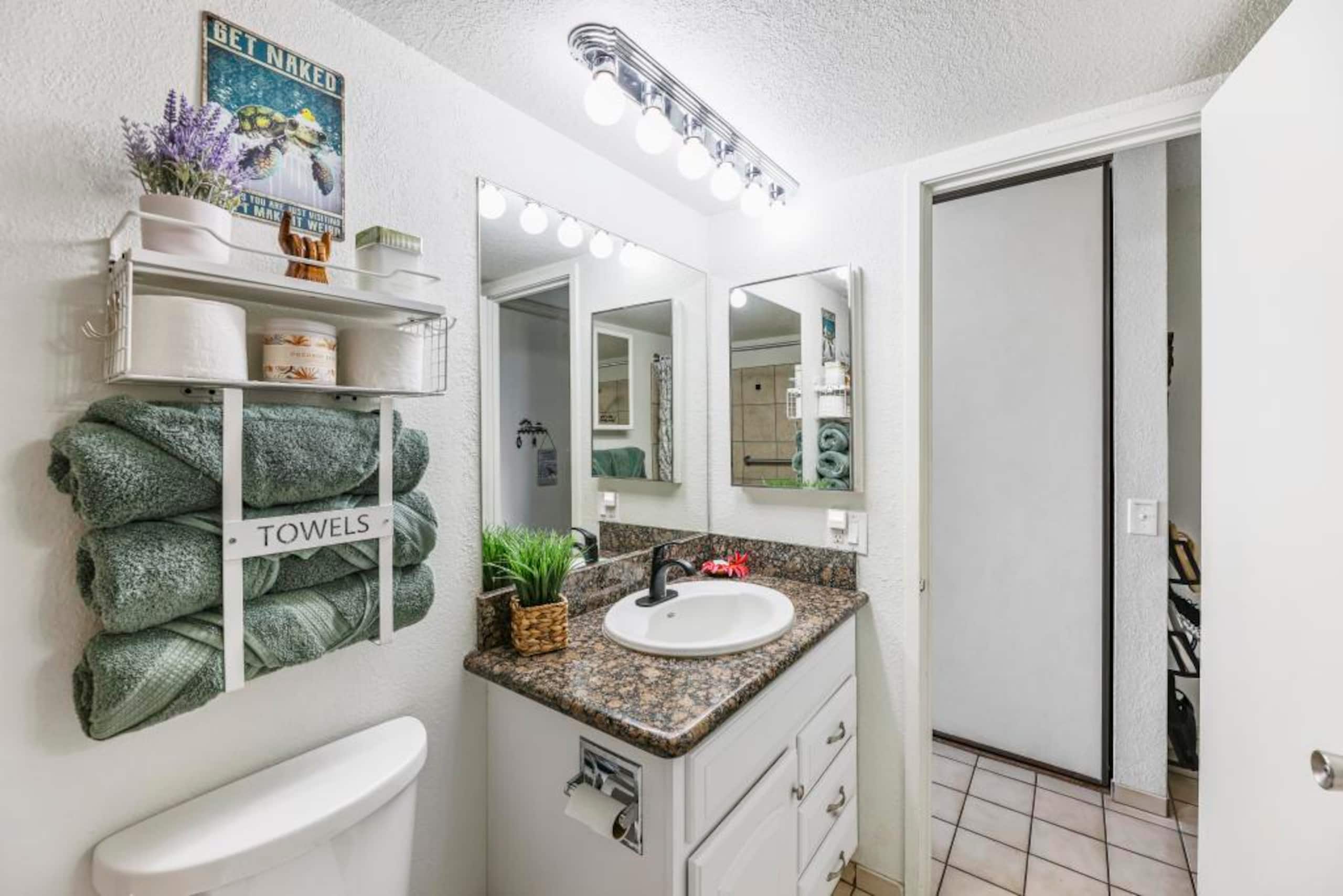 Condo in Kihei · ★5.0 · 1 bedroom · 2 beds · 1 bath - Image 17