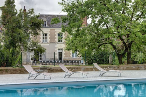 Boutons d'or - with Pool, close to Beauval Zoo