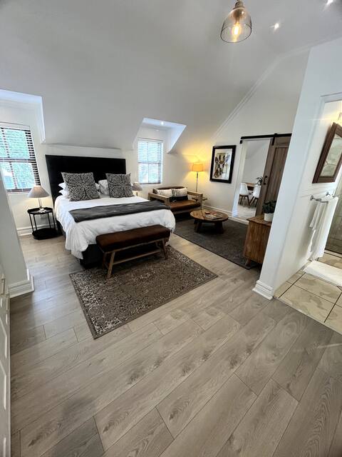Luxury apartment in golf estate