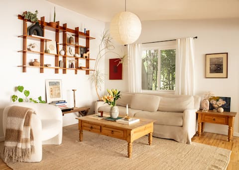 Successful Airbnb property: Scandinavian Home (Bel Air+UCLA+Beverly Hills) in Beverly Crest