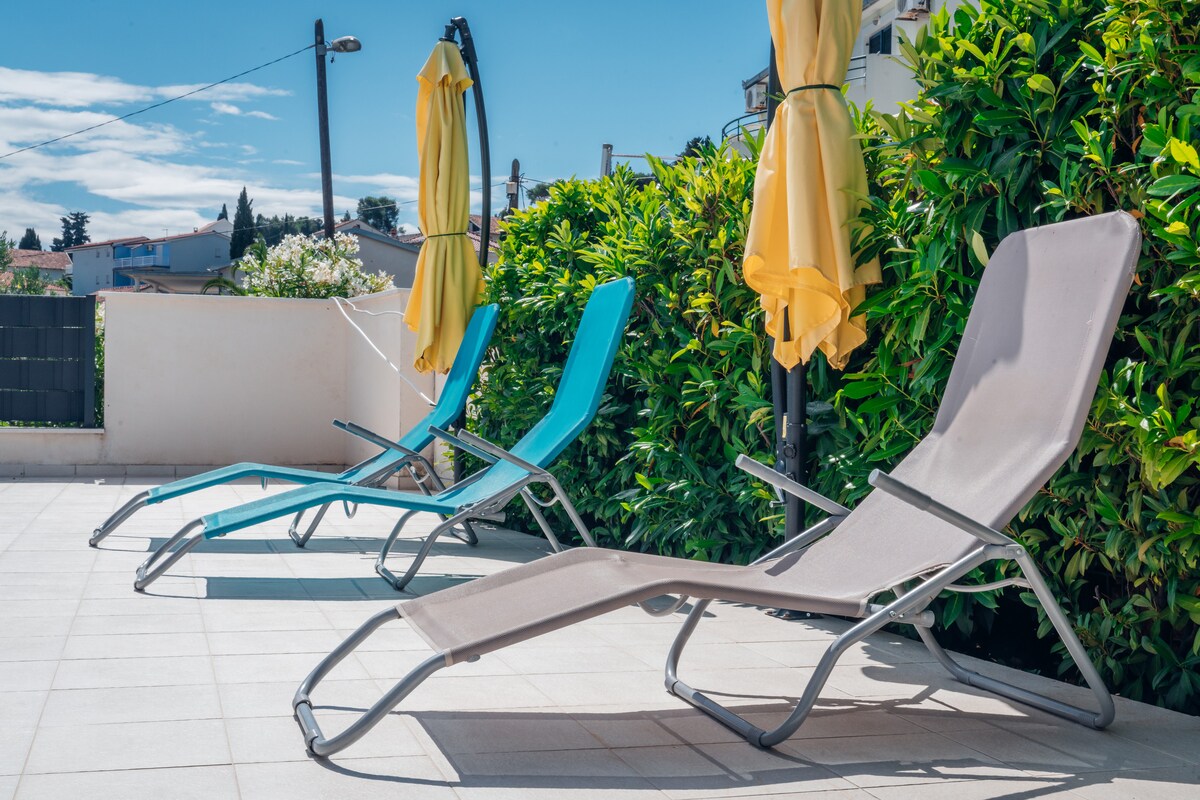 Sea SUn Slatine with 2 bedrooms, Slatine