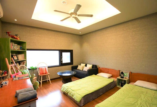 საძინებელი 1