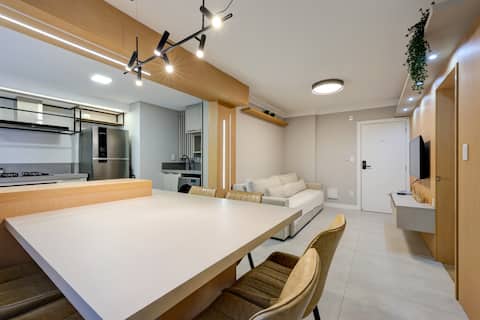 Apto. Luxury with Garage and 1 min. to Pé da Praia