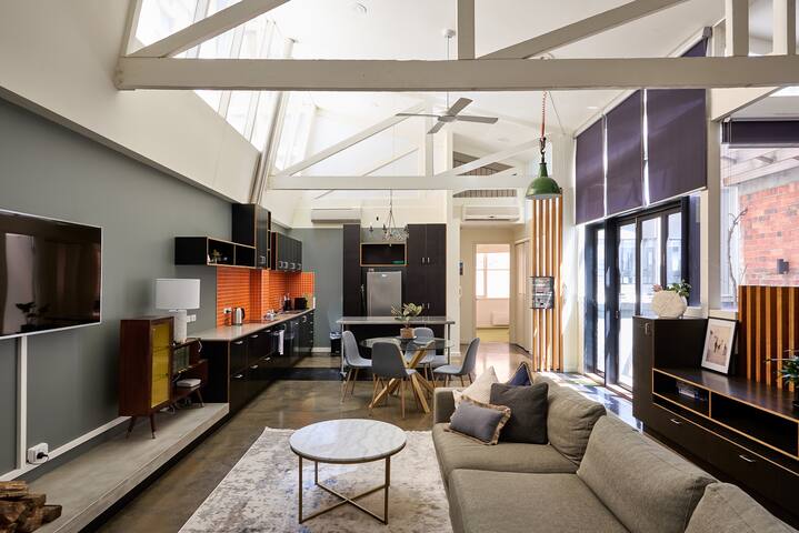 New York loft in the heart of Melbourne CBD gallery image 5