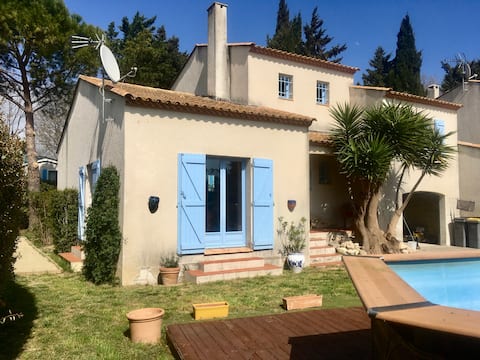 Villa between vineyard, sea and lagoon