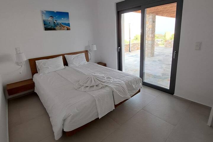 Villa Milan 1 with private pool and padel court gallery image 4