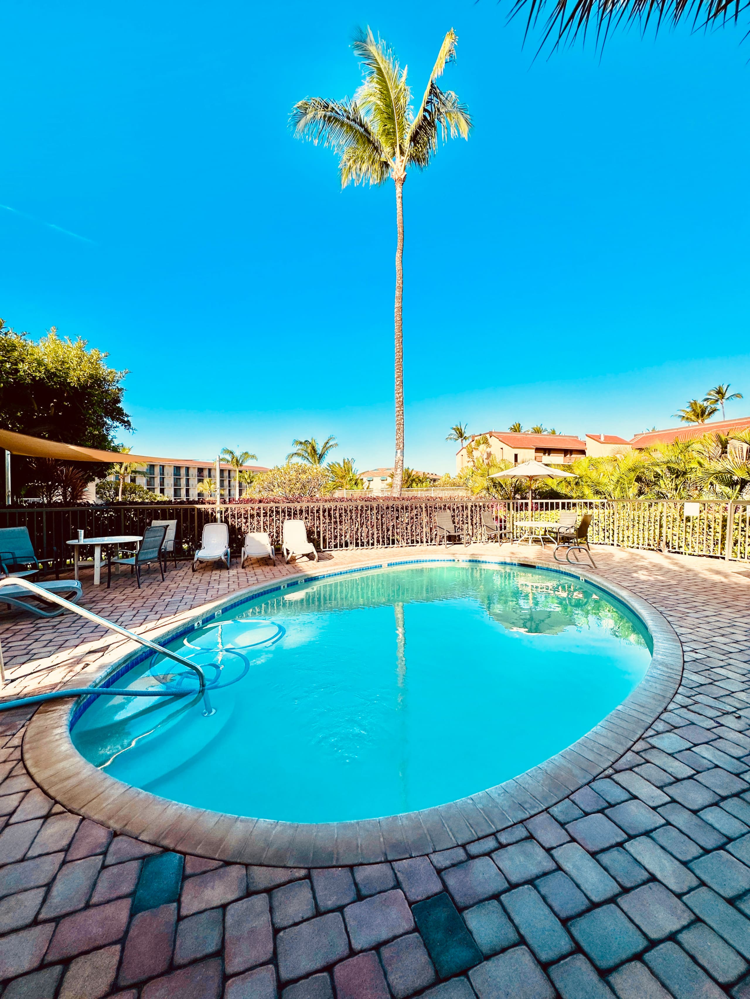 Condo in Kihei · ★4.98 · 1 bedroom · 2 beds · 1 bath - Image 41