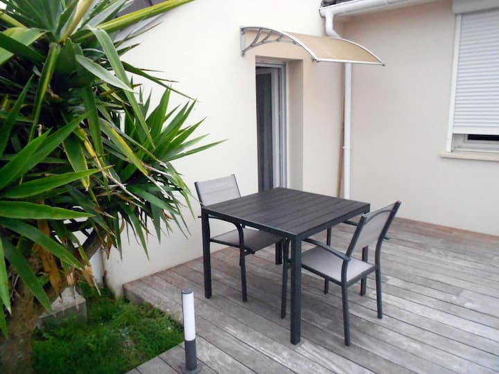 Studio 25 M2 Indépendant - ibis budget Bayeux