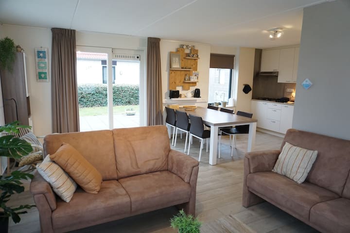 Kustverhuur Zeeuws Vlaanderen managed Airbnb listing 1