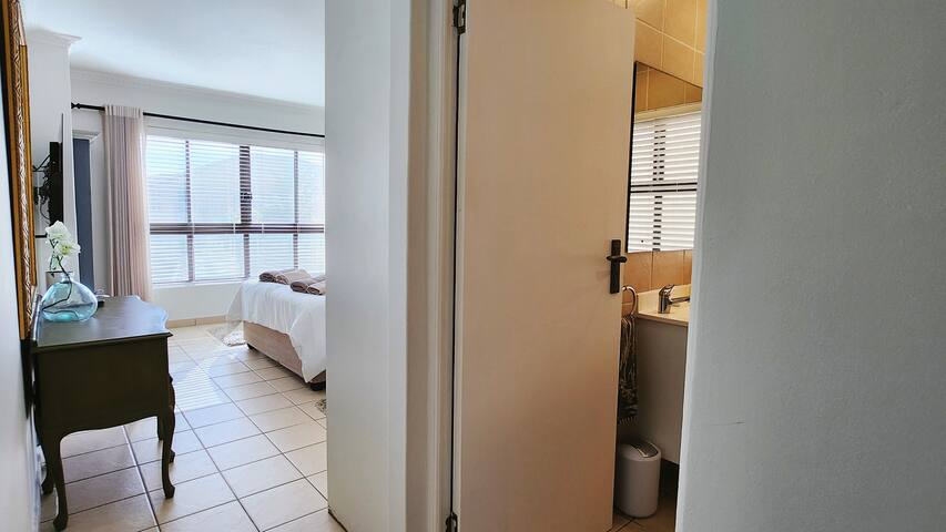 Island View 3 Bedroom Townhouse in Big Bay gallery image 5