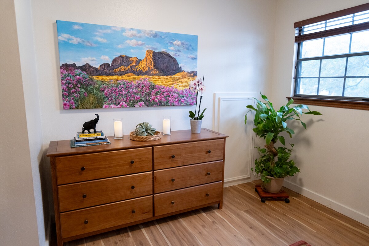 Tarrytown Treasure - 3BR 3Bath - 2nd Floor