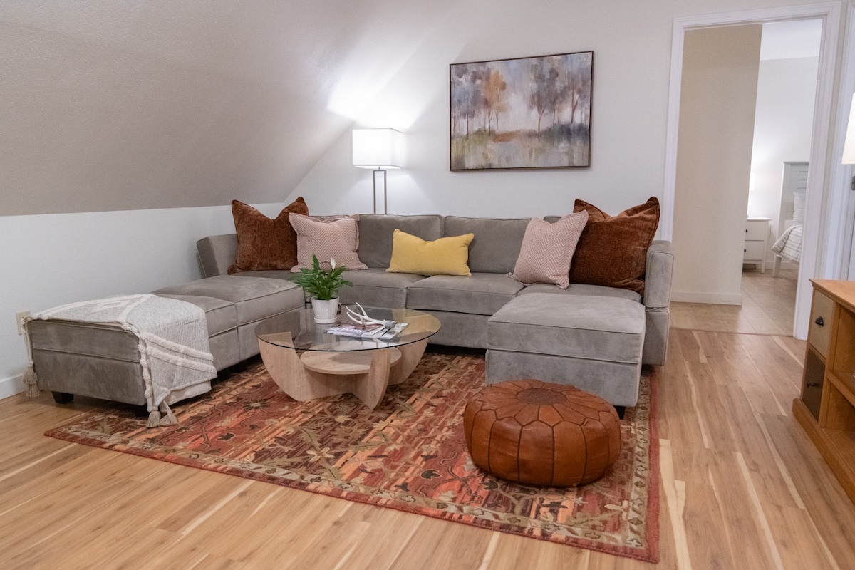 Tarrytown Treasure - 3BR 3Bath - 2nd Floor