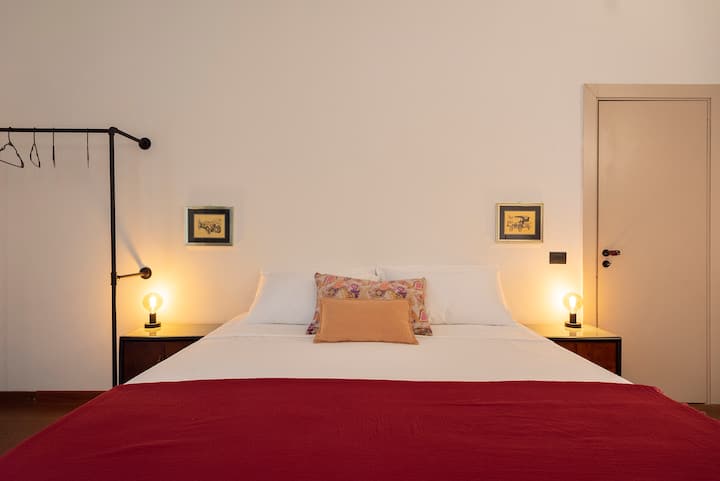 غرفة النوم 1