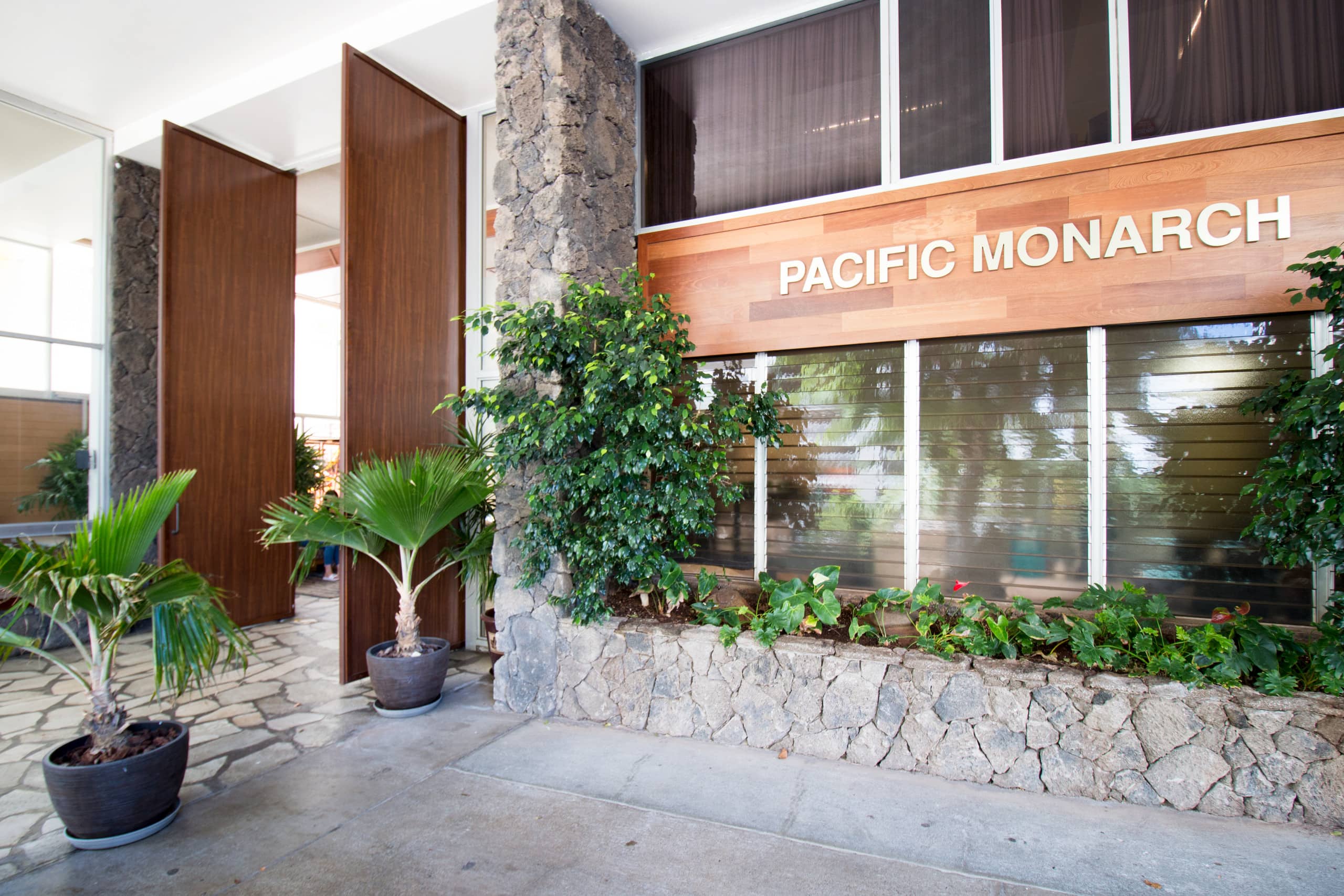 Condo in Honolulu · ★4.79 · 1 bedroom · 2 beds · 1 private bath - Image 31