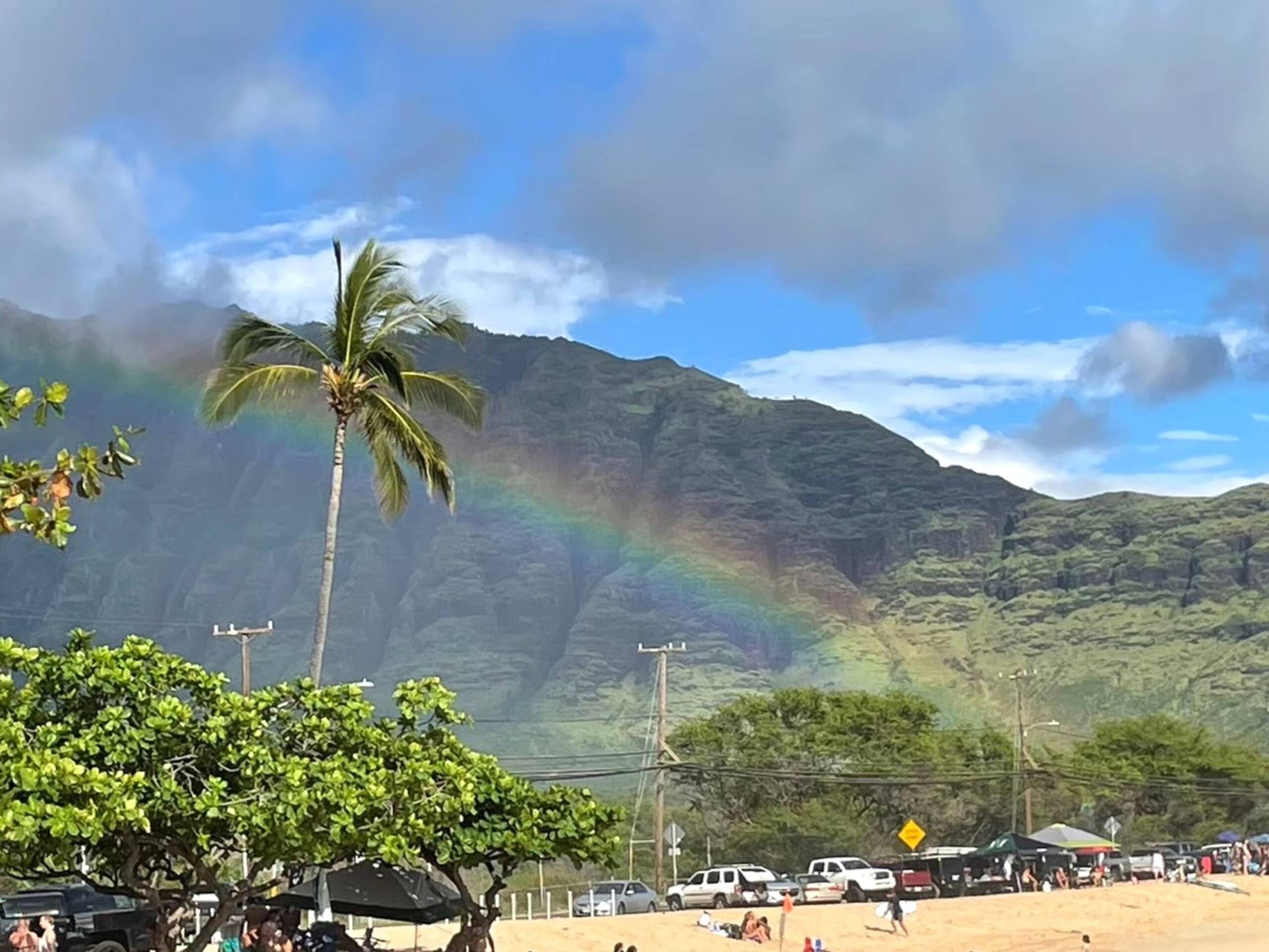 Condo in Honolulu · ★4.66 · 1 bedroom · 2 beds · 1 shared bath - Image 35