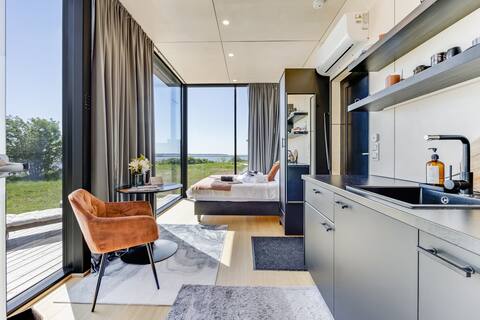 Seaside Mini Villa LUX with a Sauna