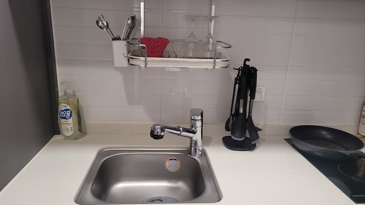 Connected to subway/3 minutes from Misa Station/Super station area/High-rise view/Outside parking