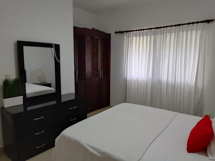 غرفة النوم 2