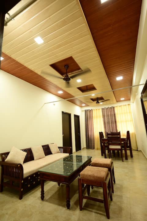 Dhananjaya:Apartment in sawai madhopur
