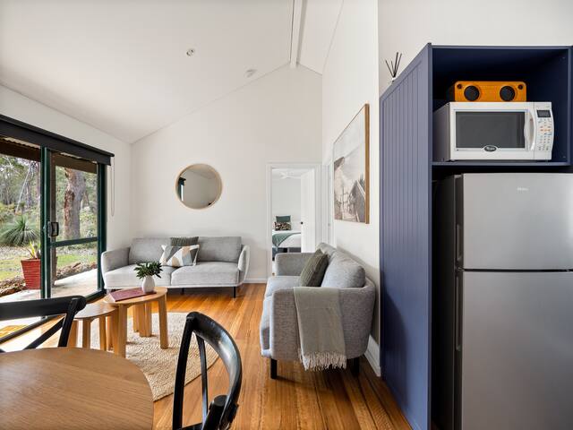 Semillon Forest Chalet at Island Brook Estate gallery image 2