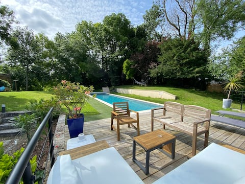 Character house for 20 people