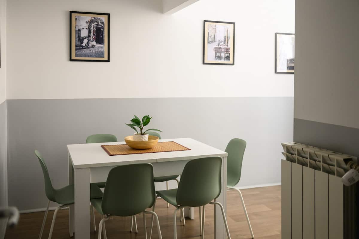 Grazioso appartamento vicino alla stazione – 3 letti, 3 bagni — Cucina completa 7 | Roma