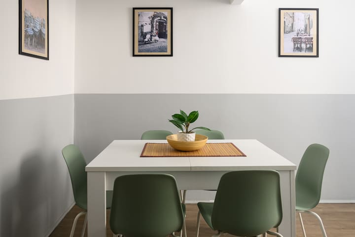 “Lovely apartment in the City Centre” gallery image 2