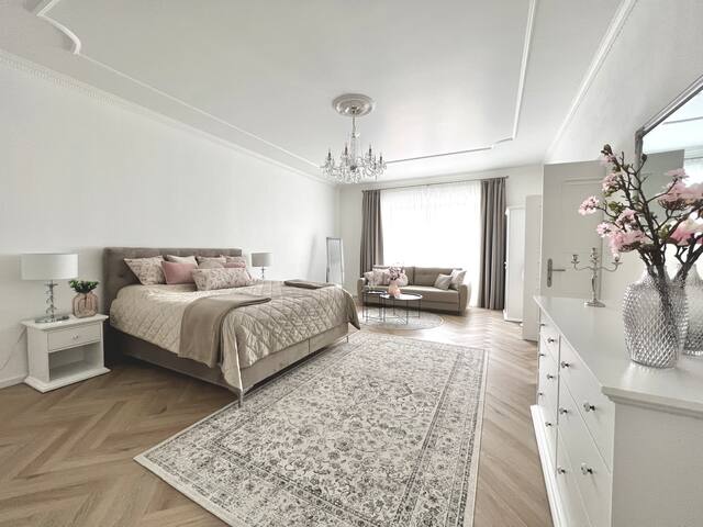 Celetná 3bedroom Apartment