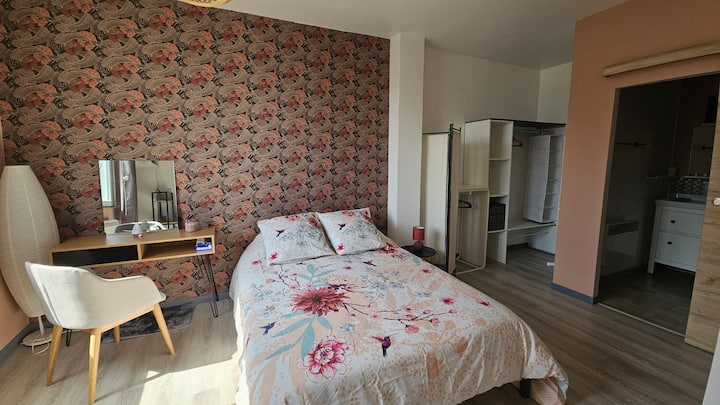 საძინებელი 1