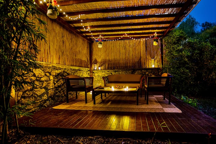 Two Bedroom Balcony w. Sea View in Cihangir (S13) gallery image 2