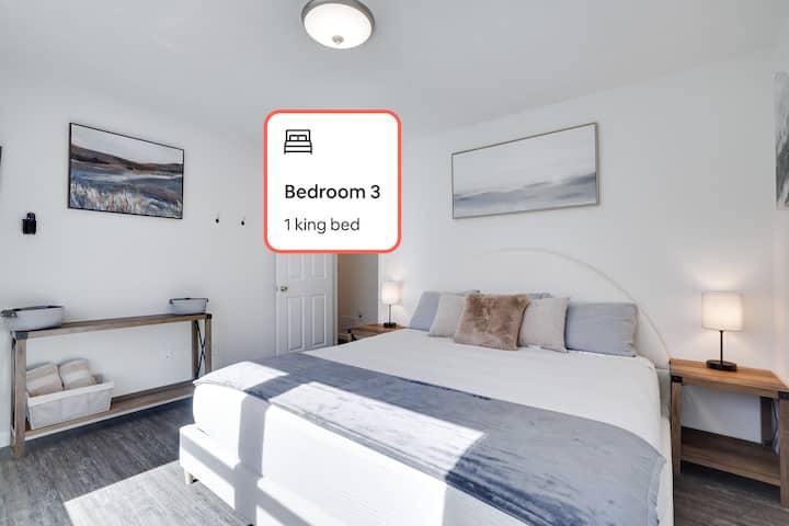 Bedroom No. 3 | 1 King Bed | 43" 4K UHD Roku TV | Closet