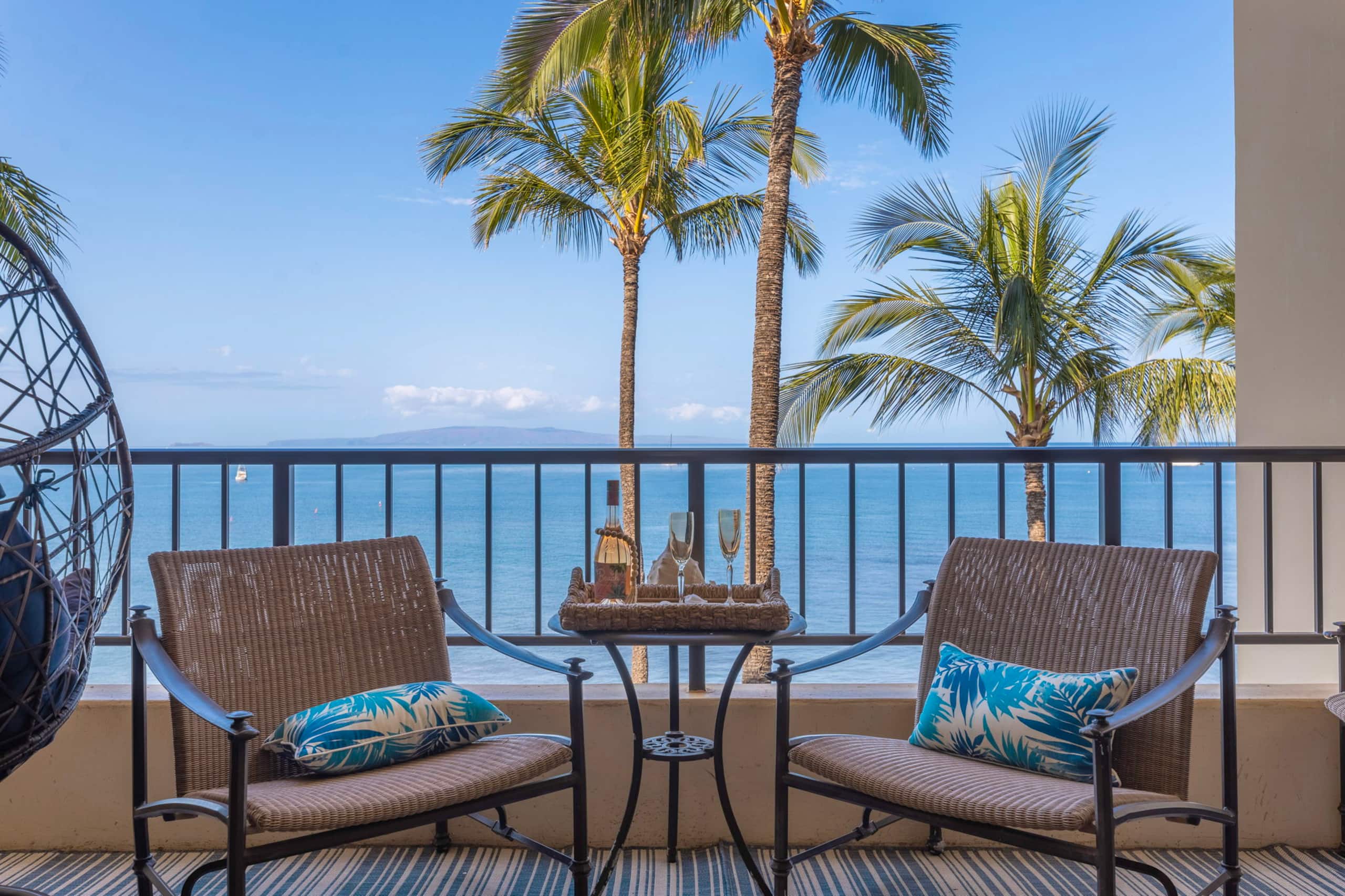 Condo in Kihei · ★4.82 · 1 bedroom · 2 beds · 1 private bath - Image 6
