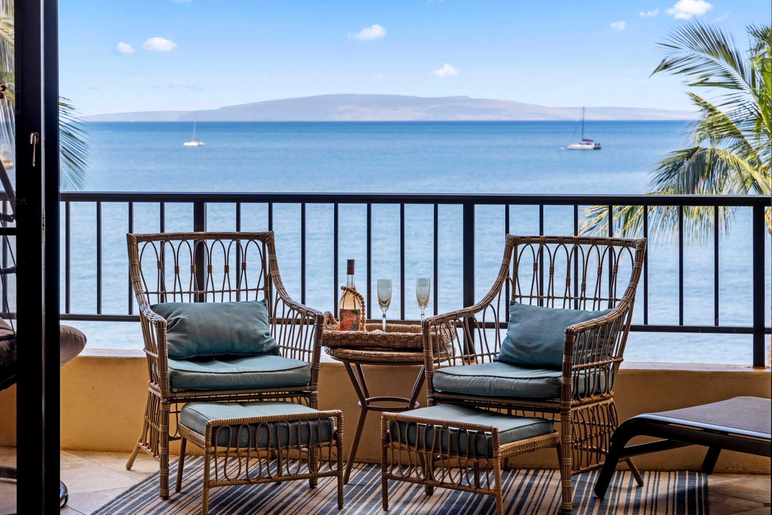 Condo in Kihei · ★4.96 · 1 bedroom · 2 beds · 1 private bath - Image 2