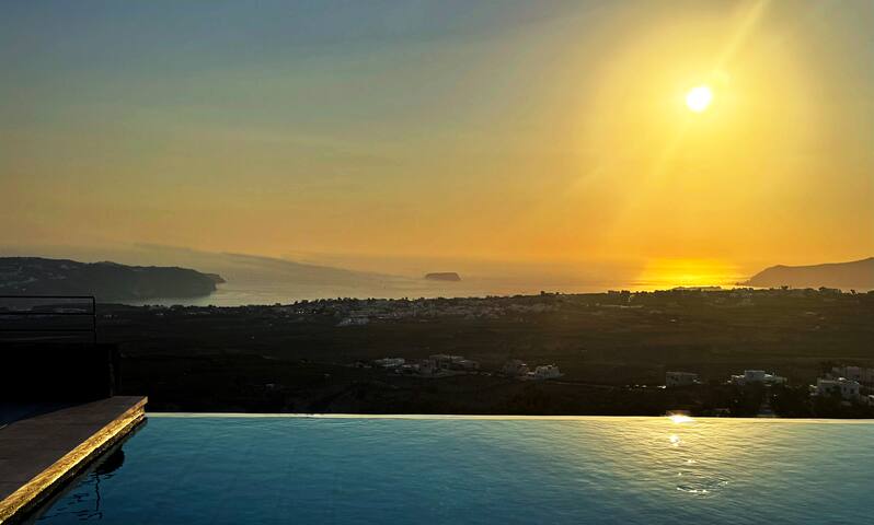 Patina Villa Santorini gallery image 5