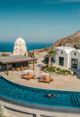 Vivera Villa Santorini