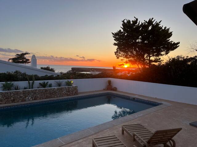 Très belle villa rénovée, fantastique vue mer ! gallery image 2