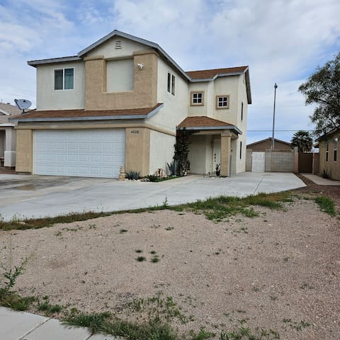 Spacious Vegas House