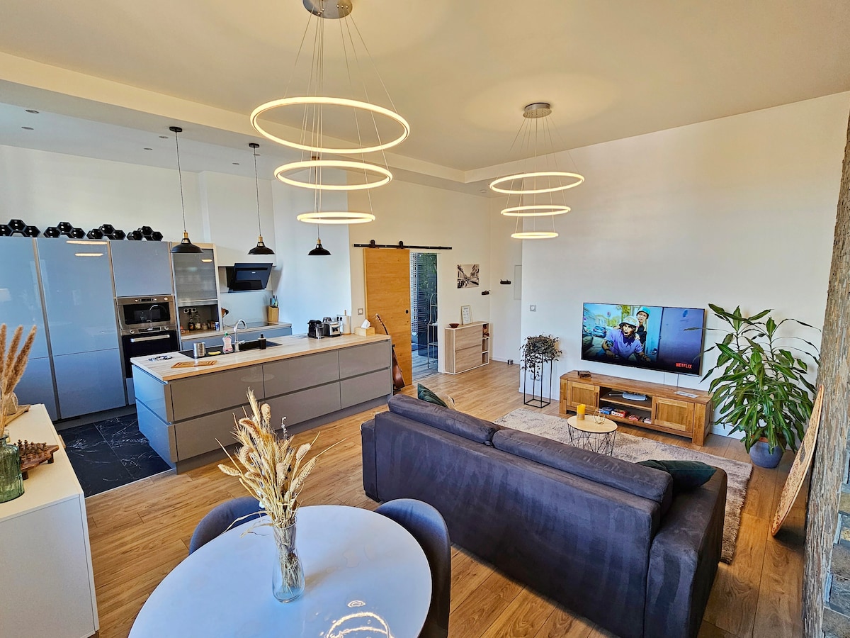 Airbnb con migliori performance: Exceptional 60 m2 2-bedroom – Hypercentre a Tarbes