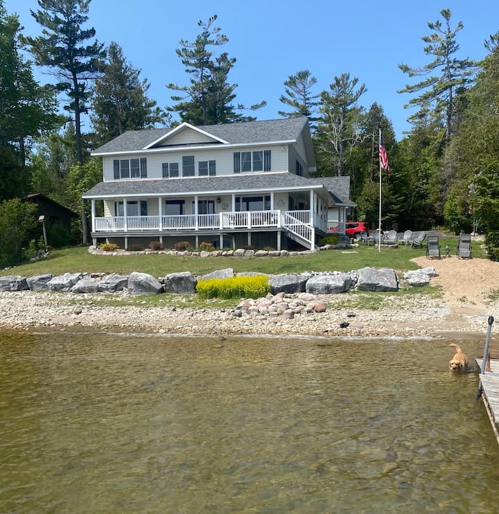 Bailey's Lake House