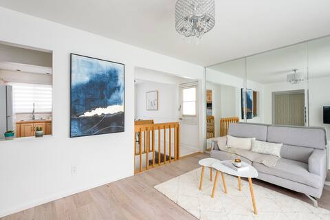 Modern Elegance 3BR house