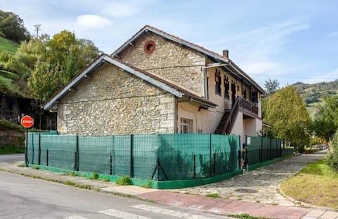 Typical Asturian house in Mieres