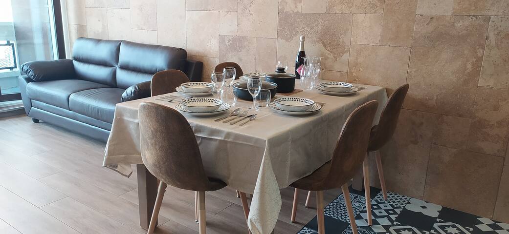 3 Chambres*3 Salles de bain Vue panoramique Lyon gallery image 2