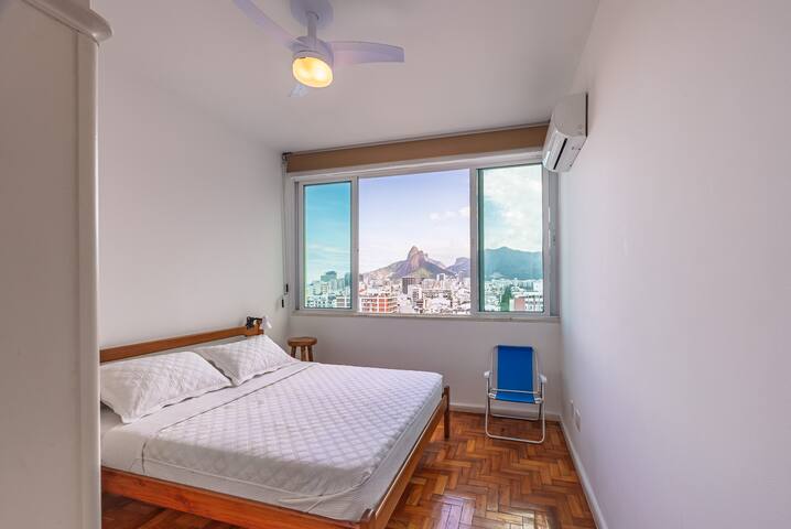 Ipanema Apt w/ Views, WiFi, AC – Near the Beach gallery image 3
