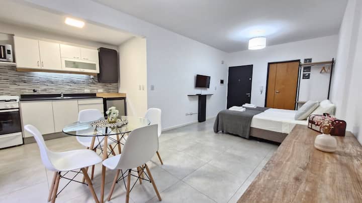 Remodelled studio apartment in San Telmo