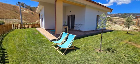 Villa Ulivo 900 meters from the sea