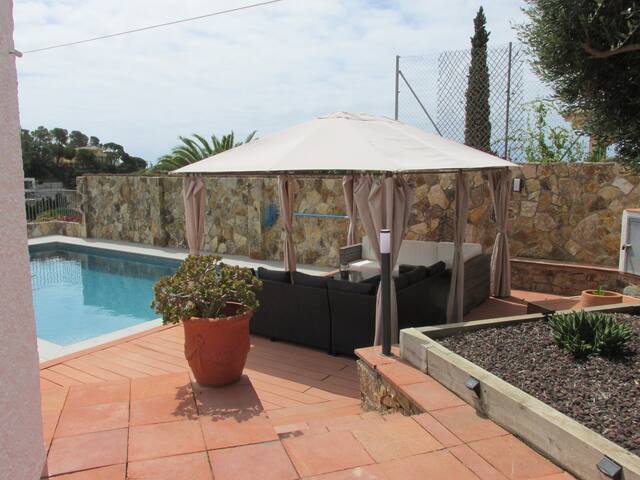 5 Bedroom 3 Bath 6 bed house sleep 10 Tossa de Mar gallery image 5