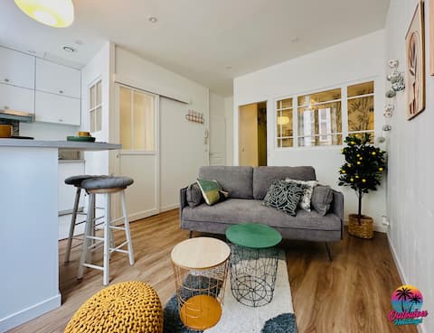 Annonce Airbnb populaire: Cozy 2-person apartment - Downtown Market à La Rochelle