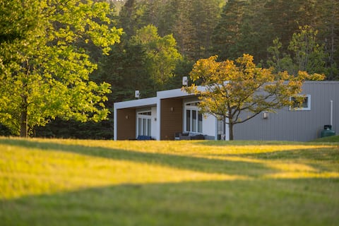 Luxury Oceanfront Cottage-Rose Bay, Lunenburg #1