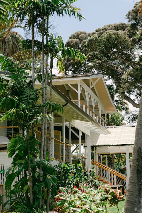 Banyan/Bamboo Combo @ The Last Resort