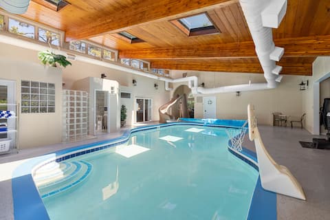 lNDOOR POOL! The FUN house